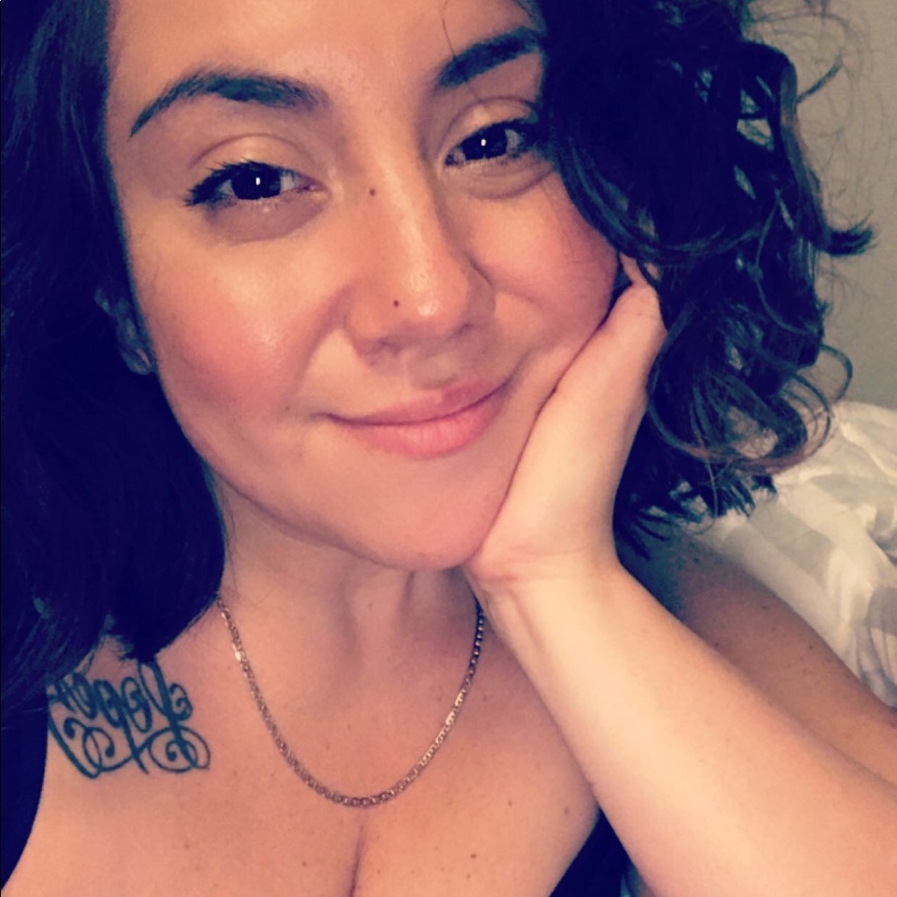 Meet your Posher, Christina